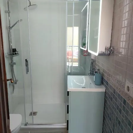 Cozy Penthouse With Excellent Location Apartment *